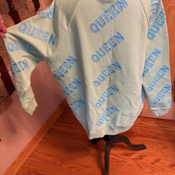 Queen of Sparkles Sweatshirt - Picture 3 of 5